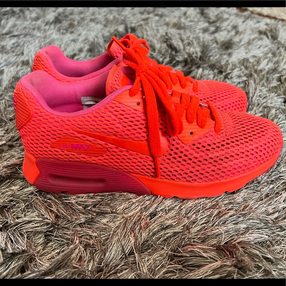 Nike AirMax size 7